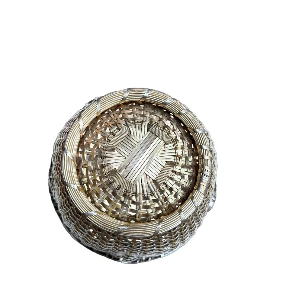French Style Woven Wire Baskets Set of 2 Silver/Gold Color Scalloped Pedestal